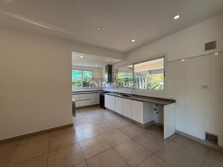 Casa en Alquiler en Guaymallen, Mendoza