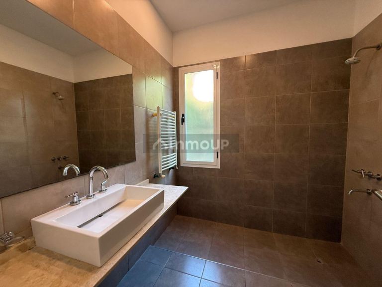 Casa en Alquiler en Guaymallen, Mendoza