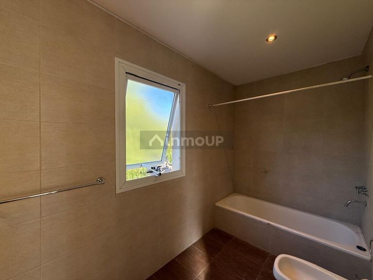 Casa en Alquiler en Las Heras, Mendoza