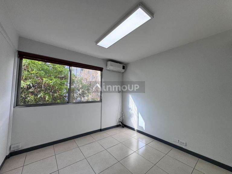Oficina en Alquiler en Capital, Mendoza - $ 1.000.000 | Inmoup - 8