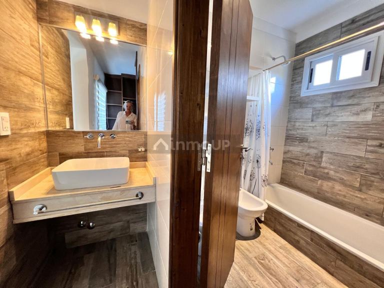 Casa en Venta en Capital, Mendoza - USD 350.000 | Inmoup - 11