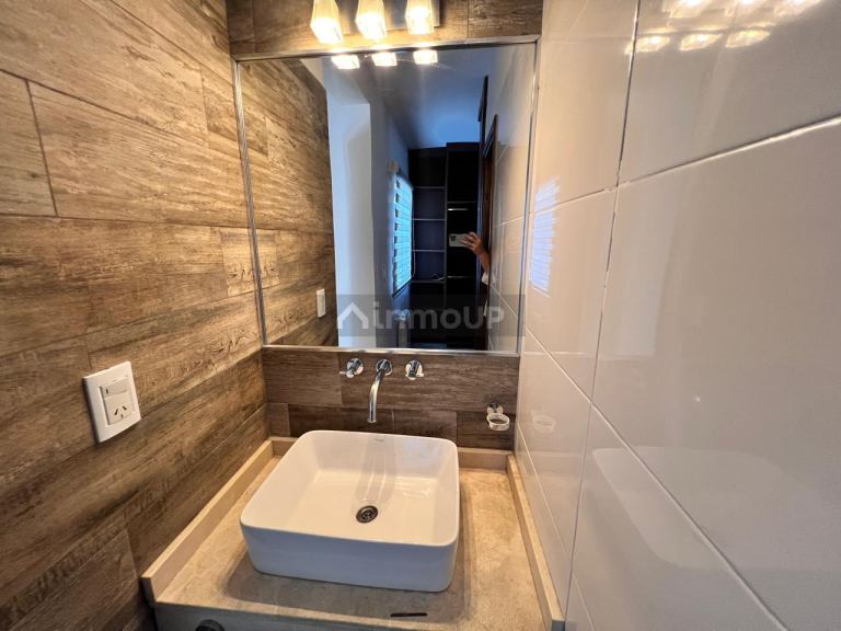 Casa en Venta en Capital, Mendoza - USD 350.000 | Inmoup - 15
