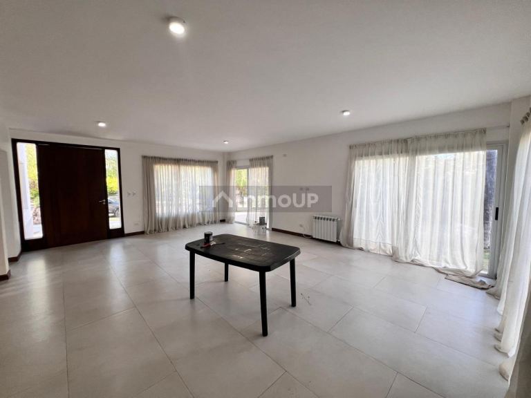 Casa en Venta en Capital, Mendoza - USD 350.000 | Inmoup - 7