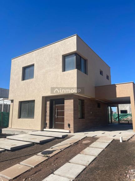 Casa en Venta en Maipu, Mendoza