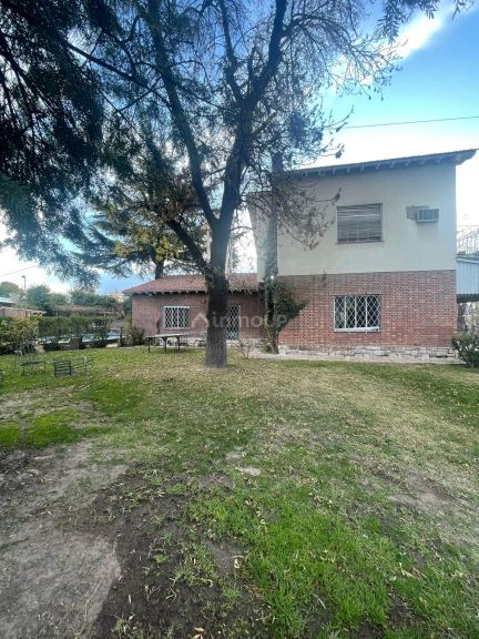Casa en Venta en Guaymallen, Mendoza
