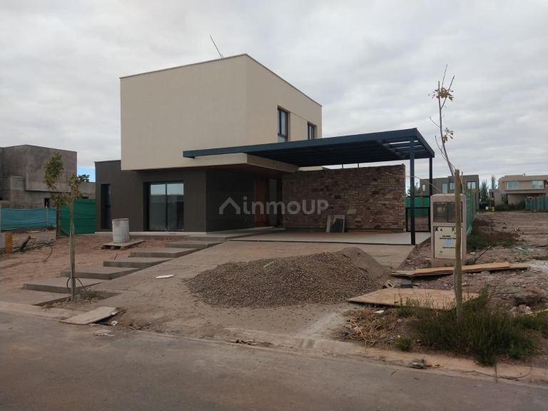 Casa en Venta en Maipu, Mendoza