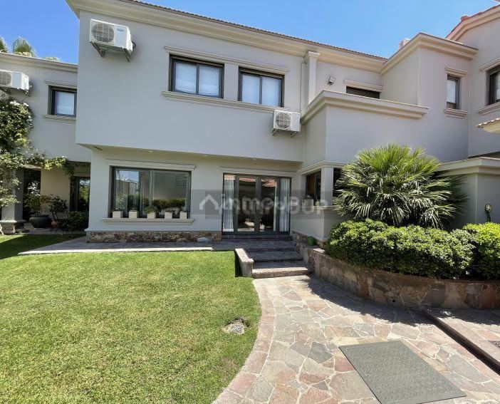 Casa en Venta en Capital, Mendoza