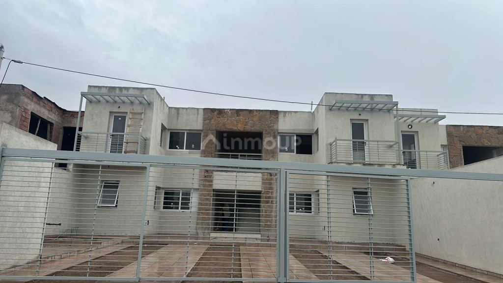 Departamento en Venta en Maipu, Mendoza
