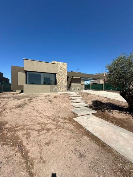 Casa en Venta en Maipu, Mendoza