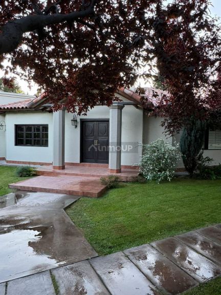 Casa en Venta en Guaymallen, Mendoza
