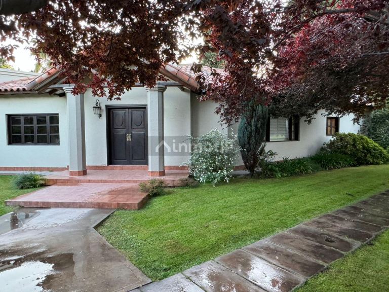 Casa en Venta en Guaymallen, Mendoza