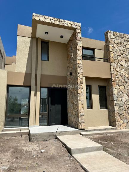 Duplex en Venta en Lujan de Cuyo, Mendoza