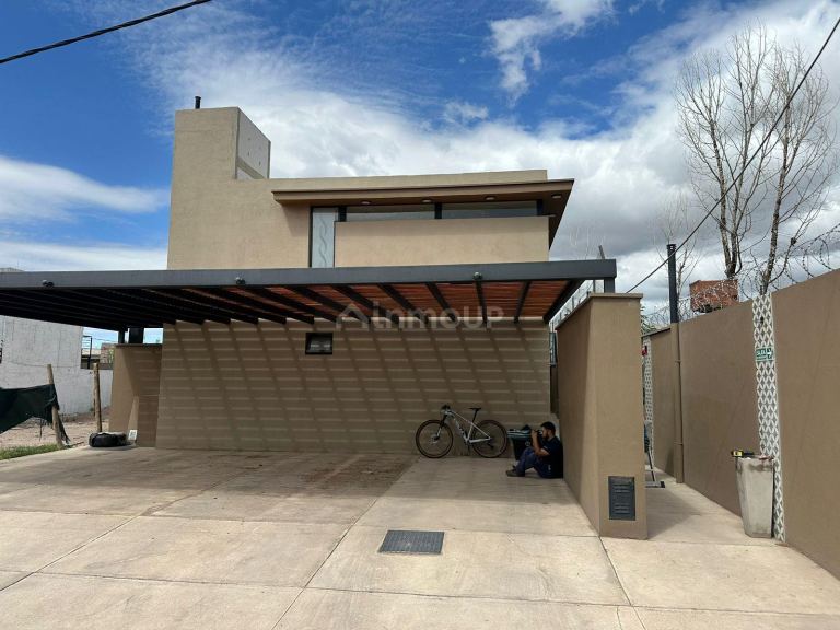 Duplex en Venta en Guaymallen, Mendoza