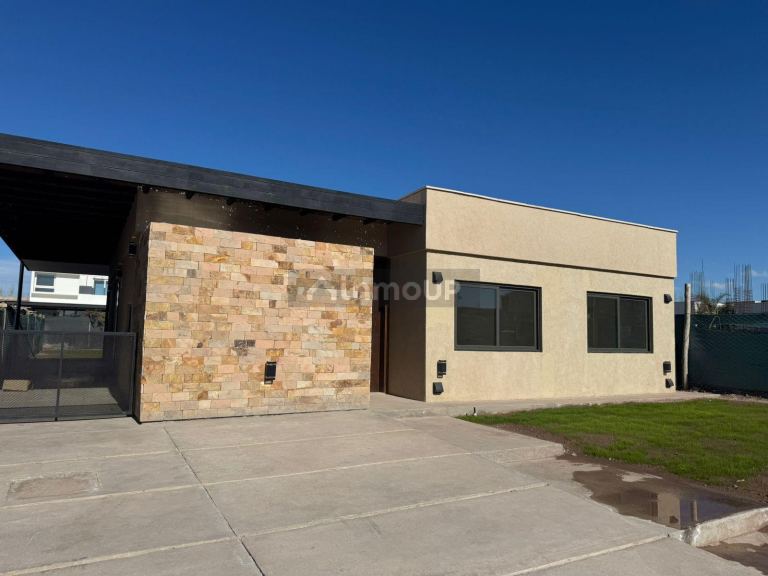 Casa en Venta en Lujan de Cuyo, Mendoza