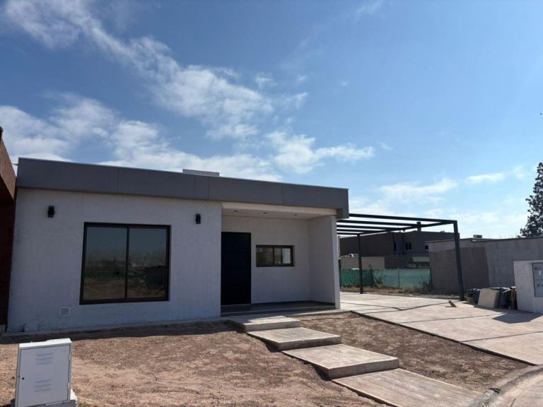 Casa en Venta en Maipu, Mendoza