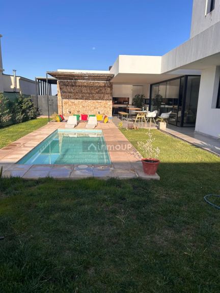 Casa en Venta en Maipu, Mendoza