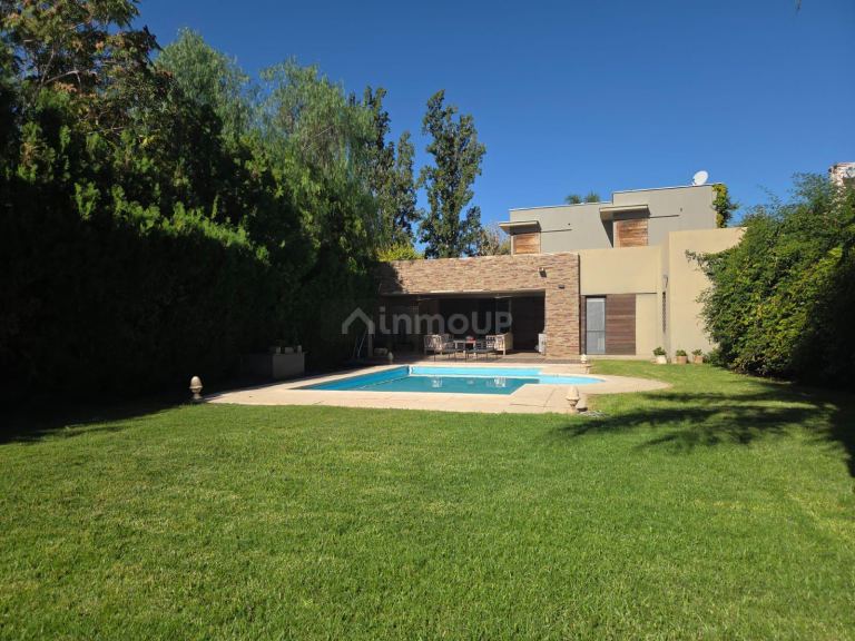 Casa en Venta en Lujan de Cuyo, Mendoza