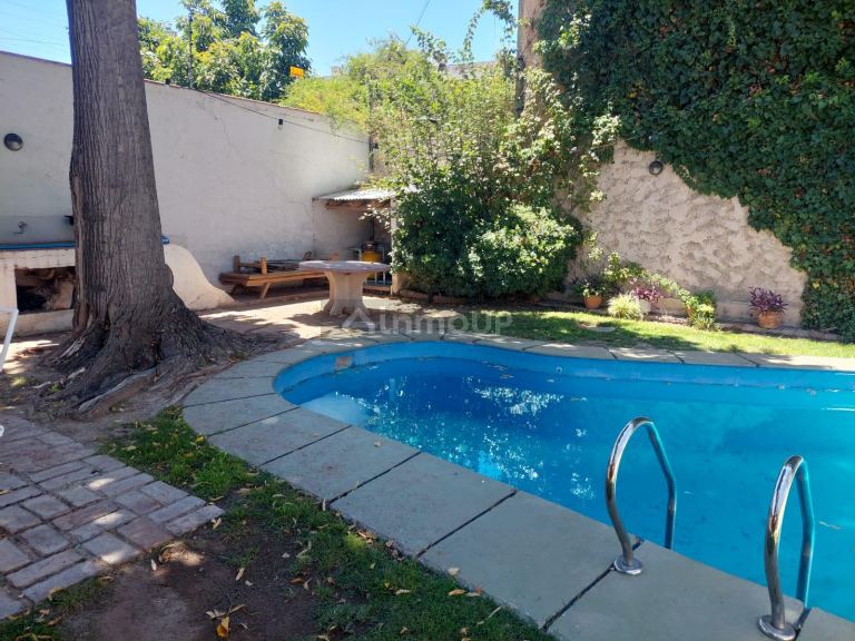 Casa en Venta en Capital, Mendoza