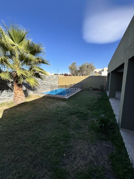 Casa en Alquiler en Maipu, Mendoza