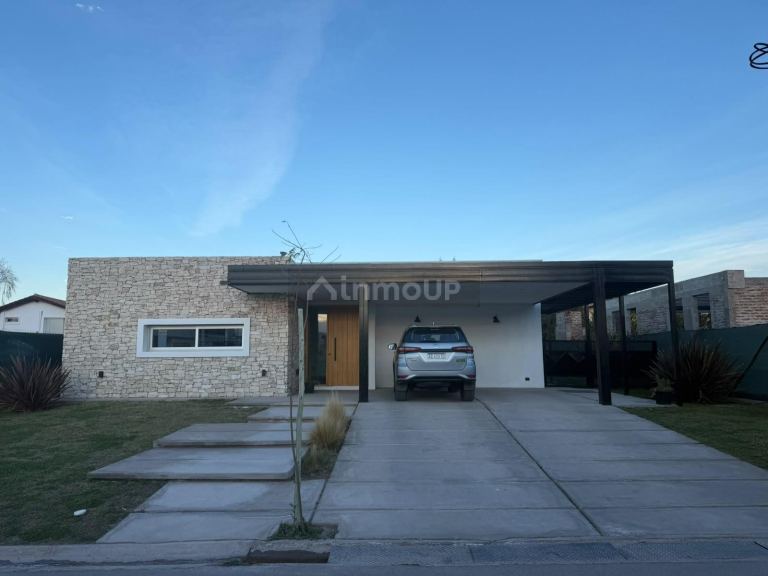 Casa en Alquiler en Lujan de Cuyo, Mendoza - $ 2.400.000 | Inmoup - 11