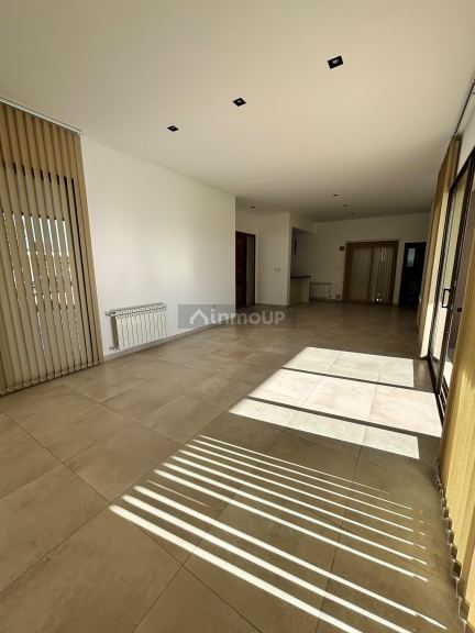 Guaymallen Las Cortaderas Country 2