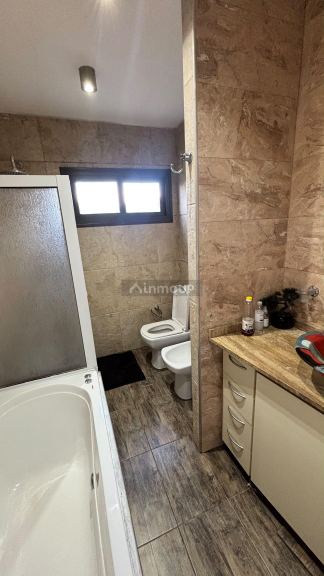 Casa en Venta en Guaymallen, Mendoza - USD 255.000 | Inmoup - 19