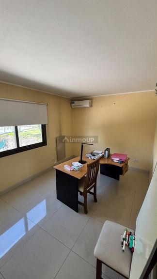 Casa en Venta en Guaymallen, Mendoza - USD 255.000 | Inmoup - 8