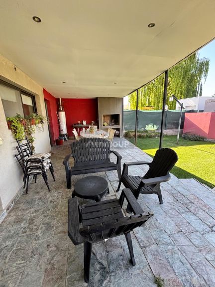 Casa en Venta en Guaymallen, Mendoza - USD 255.000 | Inmoup - 21
