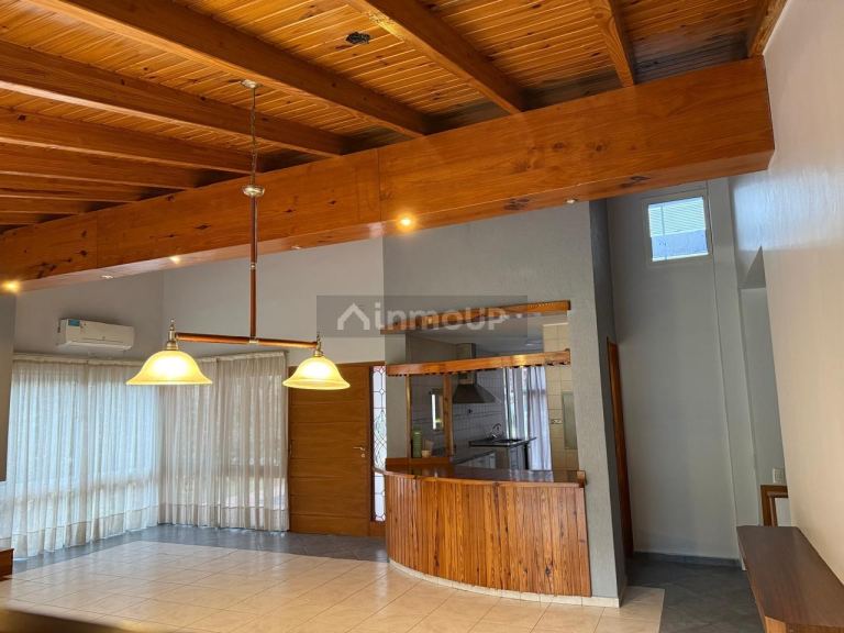 Casa en Alquiler en Guaymallen, Mendoza