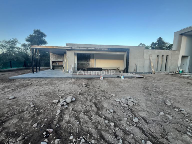 Casa en Venta en Maipu, Mendoza