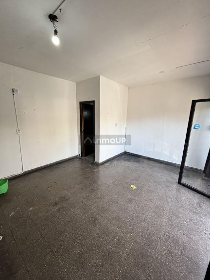 Local Comercial en Alquiler en Godoy Cruz, Mendoza - $ 480.000 | Inmoup - 7