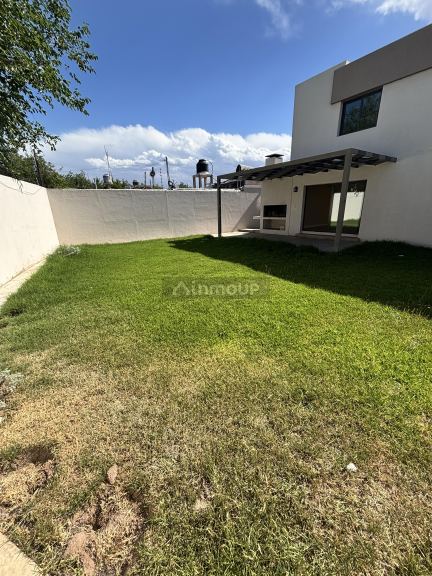Casa en Alquiler en Godoy Cruz, Mendoza