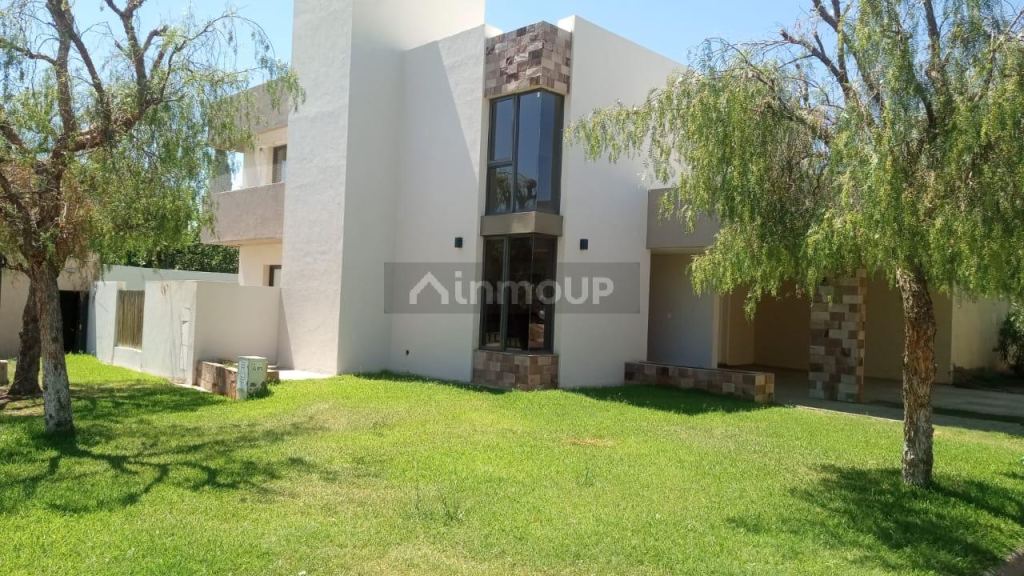 Casa en Alquiler en Godoy Cruz, Mendoza