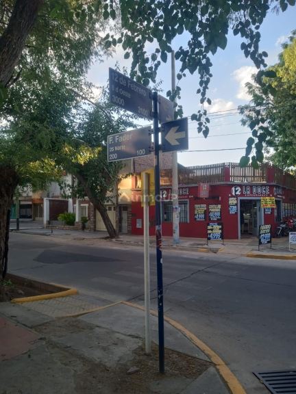 Local Comercial en Alquiler en Capital, Mendoza