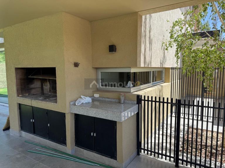 Casa en Alquiler en Lujan de Cuyo, Mendoza