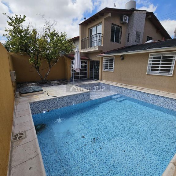 Casa en Venta en Guaymallen, Mendoza