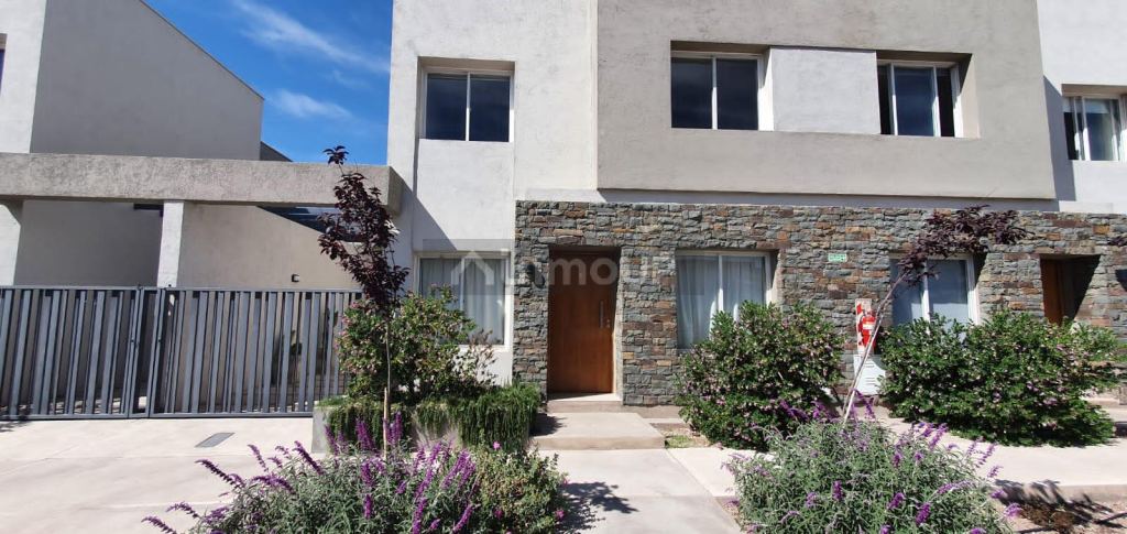 Duplex en Venta en Guaymallen, Mendoza