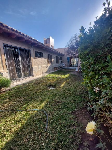 Casa en Venta en Guaymallen, Mendoza