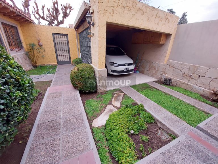 Casa en Venta en Guaymallen, Mendoza