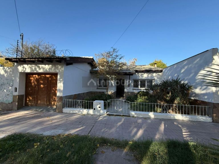 Casa en Alquiler en Capital, Mendoza