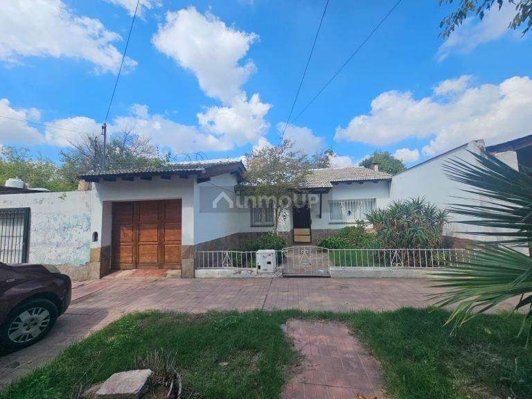 Casa en Alquiler en Capital, Mendoza