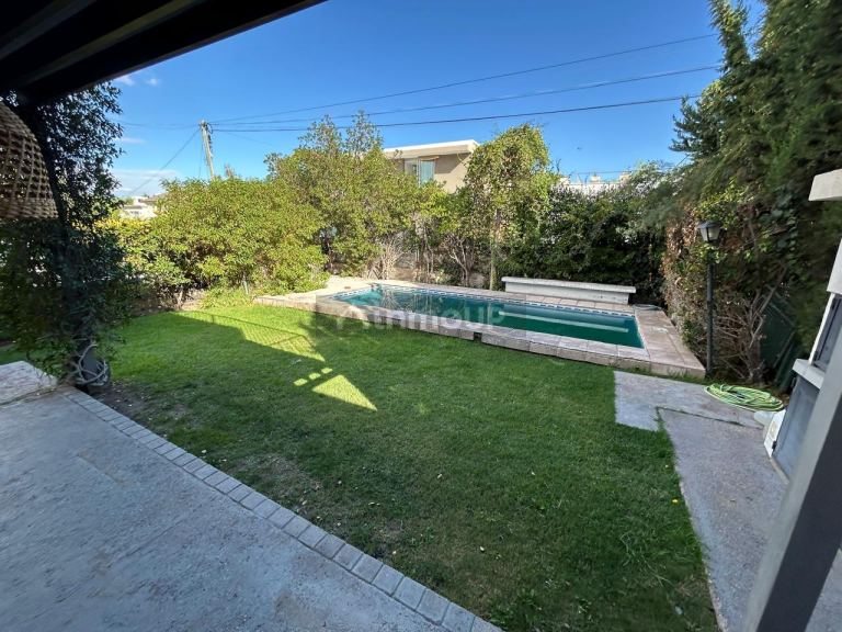 Casa en Alquiler en Capital, Mendoza