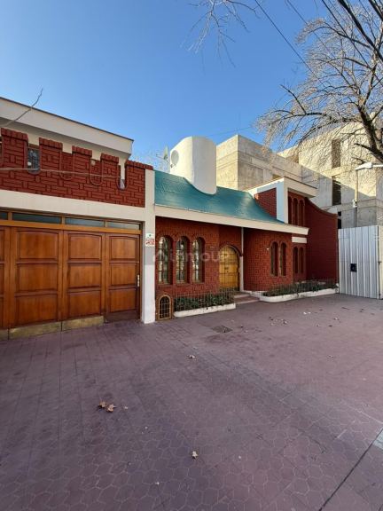 Casa en Alquiler en Capital, Mendoza