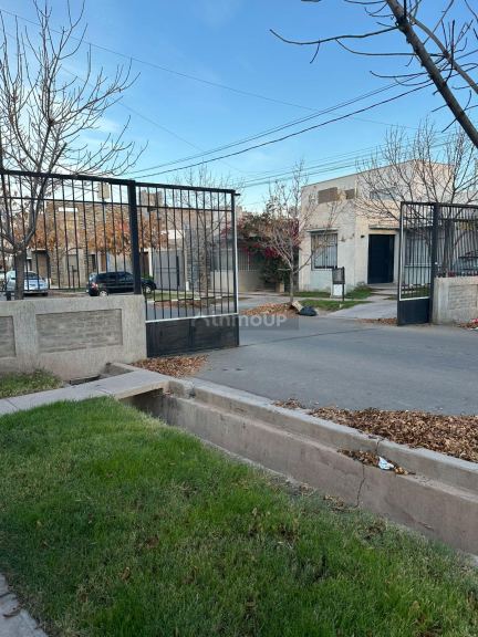 Casa en Alquiler en Godoy Cruz, Mendoza