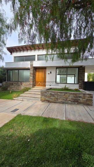 Casa en Alquiler en Capital, Mendoza