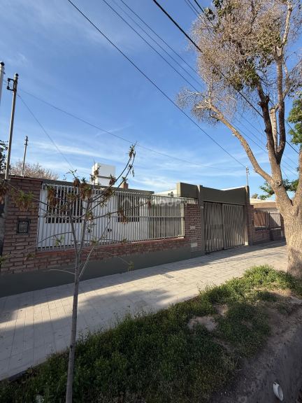 Casa en Alquiler en Lujan de Cuyo, Mendoza