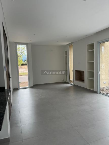 Casa en Alquiler en Maipu, Mendoza