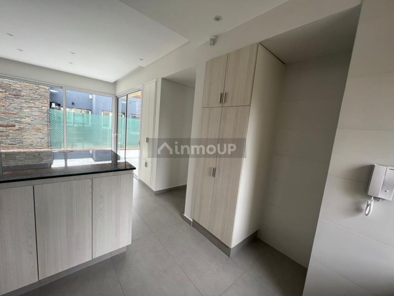 Casa en Alquiler en Maipu, Mendoza