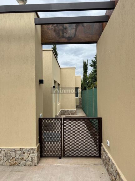 Casa en Alquiler en Maipu, Mendoza