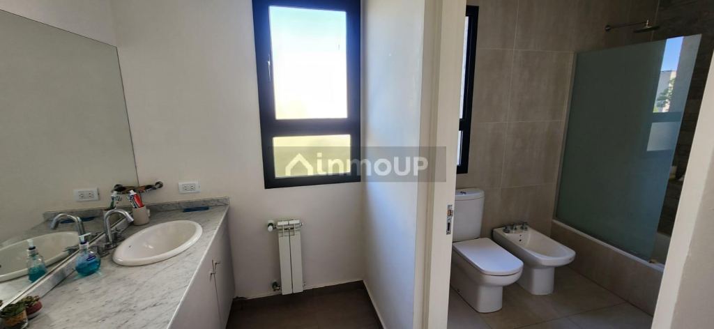 Casa en Alquiler en Lujan de Cuyo, Mendoza